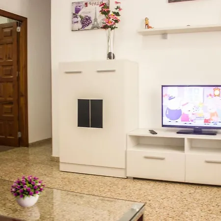 Rose Apartment *